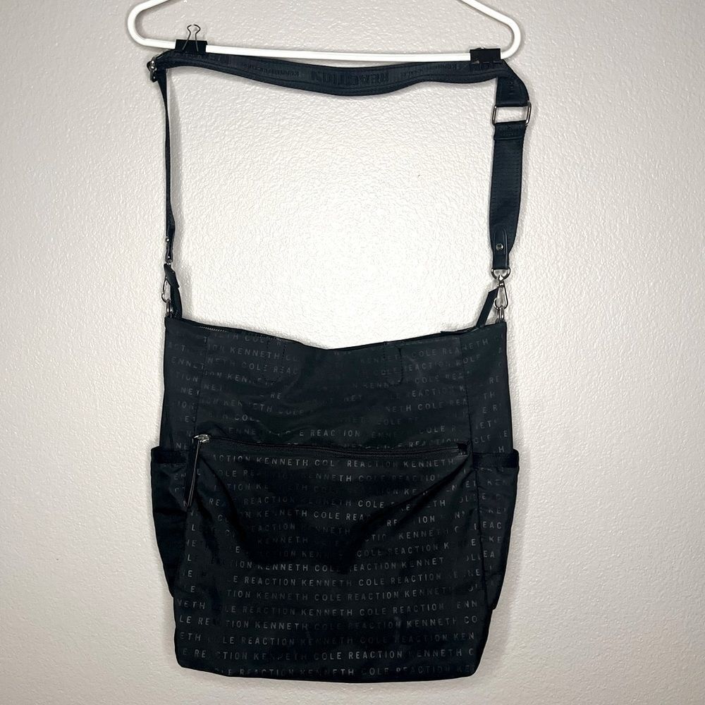 Kenneth Cole Reaction Black Purse Printed Brand Large Bag Adjustable Silver EUC‍ - Picture 2 of 14